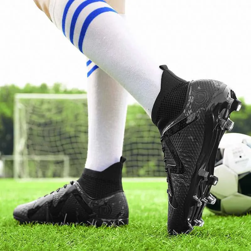 Adult and Kids' Soccer Cleats for Matches