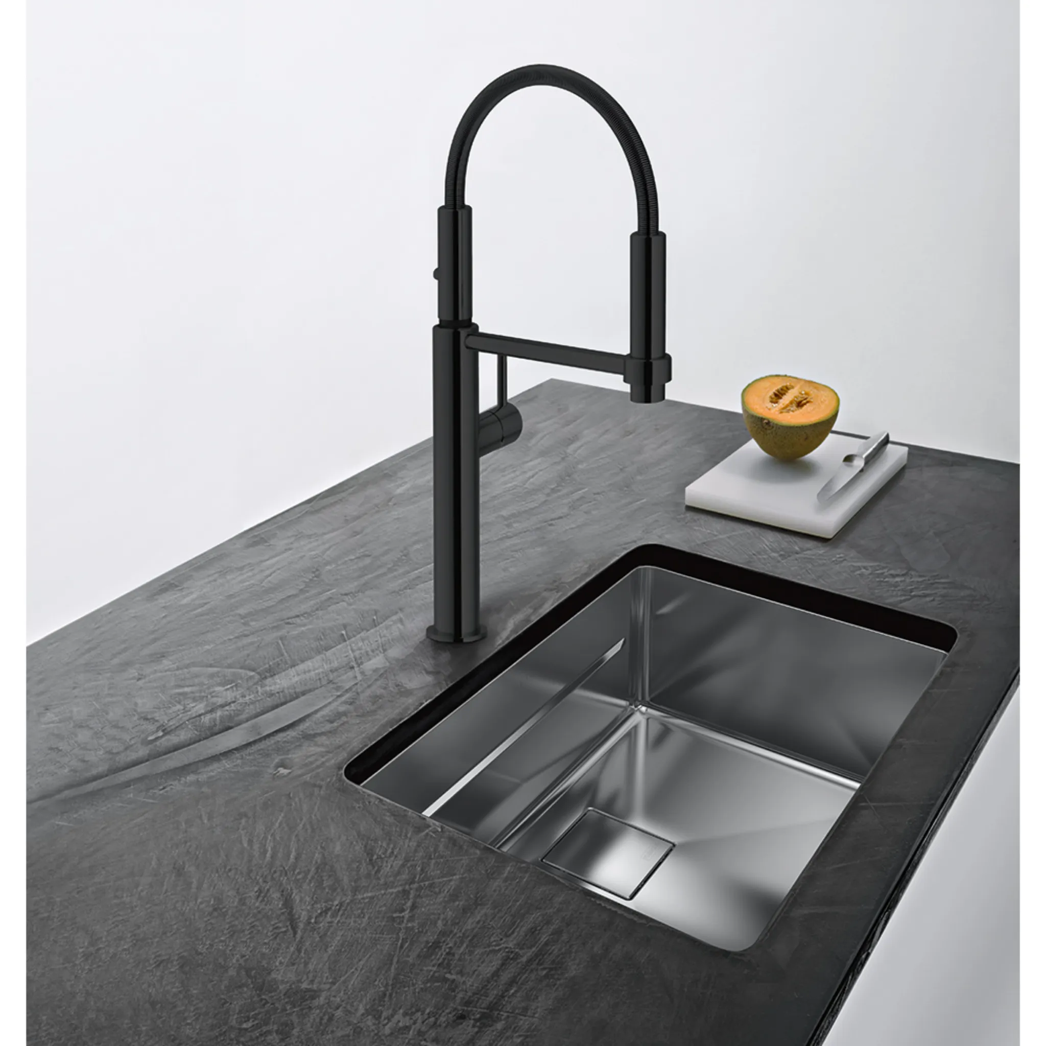 Franke Pescara FF4420 Granite Matte Black Pull-Out Kitchen Faucet