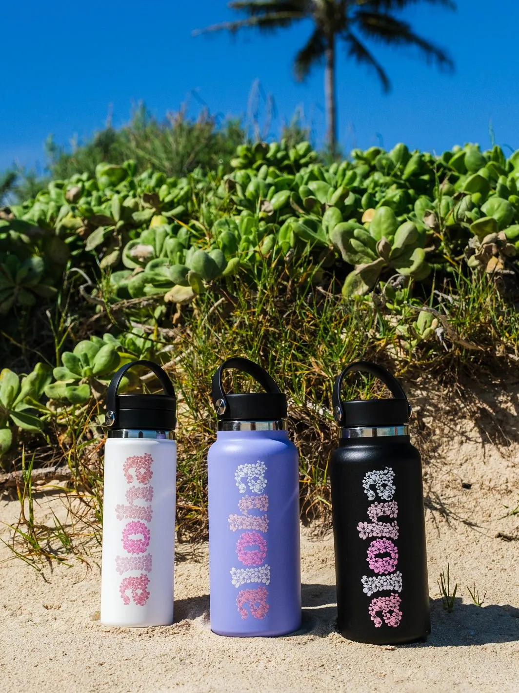 T&C Surf 20 oz Sakura Cluster Hydro Flask